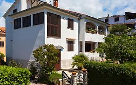 Apartments Neda